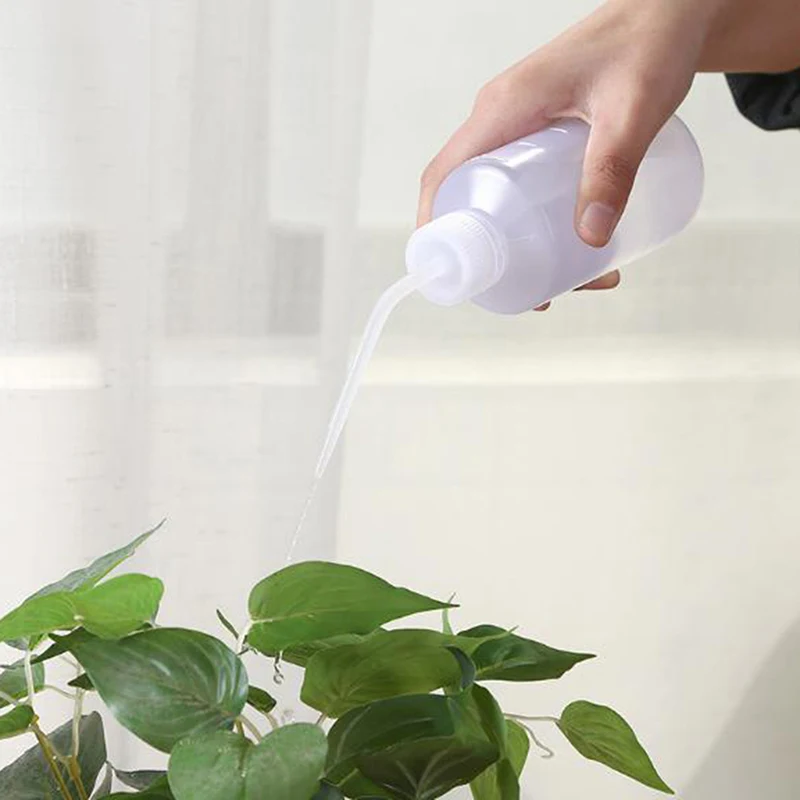 

250 / 500mL Water Beak Pouring Kettle Tool Succulents Plant Flower Watering Can Squeeze Bottles With Long Nozzle Beak