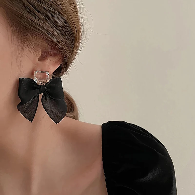 

New Jewelry Korean Sweet Black White Bowknot Women Earrings Sweet Fabric Lace Bow Fashion Drop Earrings Jewelry Gift