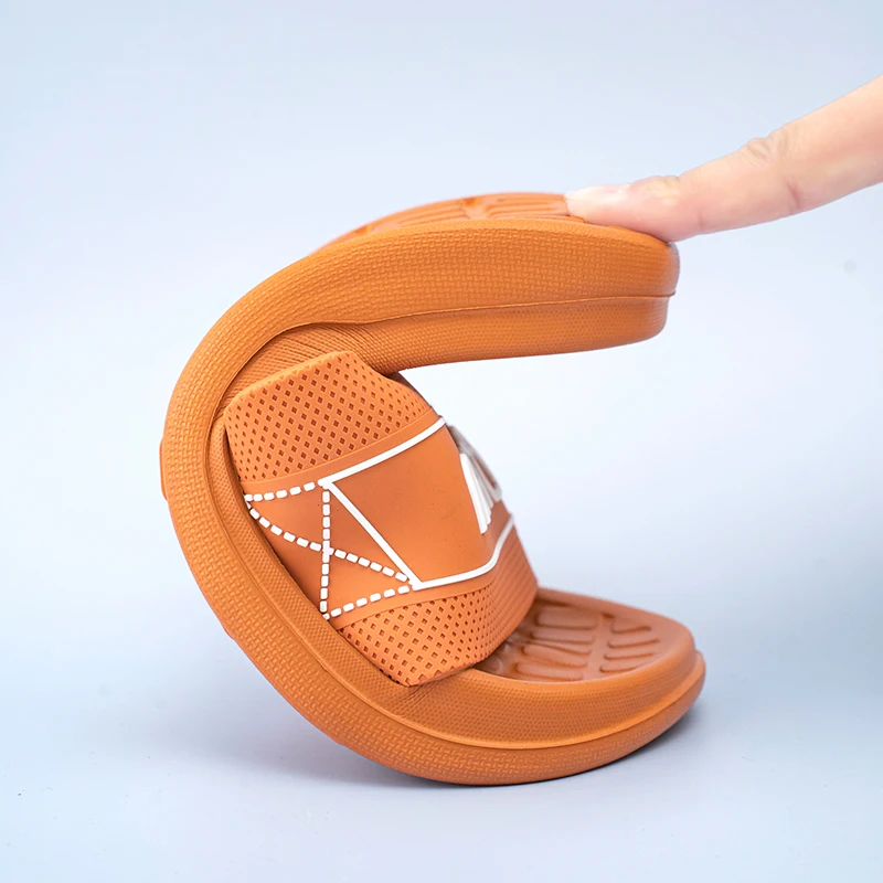 

2021 Fashion Women Summer Slippers Cute Cartoon Beach Slides Unisex Soft Non-slip Flip Flops Outdoor Indoor Sandals for Couple