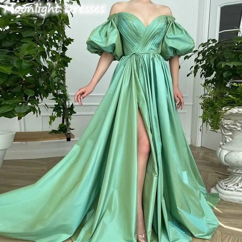 

A-Line Green Satin Prom Dresses Off Shoulder Puff Sleeves Sweetheart Backless High Slit Sashes Evening Party Gowns Formal Women