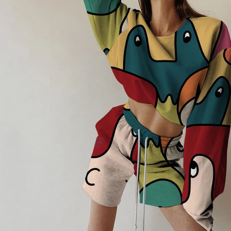 

2-Piece Sets Women Abstract Graffiti Eye Graphic Sweatshirts+Shorts Streetwear Tracksuits Lady Outfits 2021 Summer Hip Hop Teens