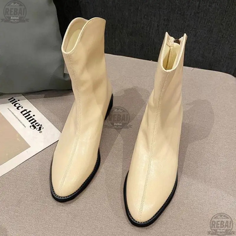 

Женские ботинки на плоской подошве, кожаные ботильоны на молнии, с резиновой подошвой, с квадратным носком, в римском и готическом стиле, осе...