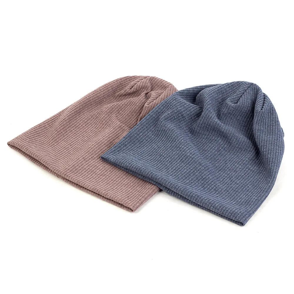 Вязаная шапка в рубчик унисекс зимняя осенняя мягкая теплая с черепом мужские и