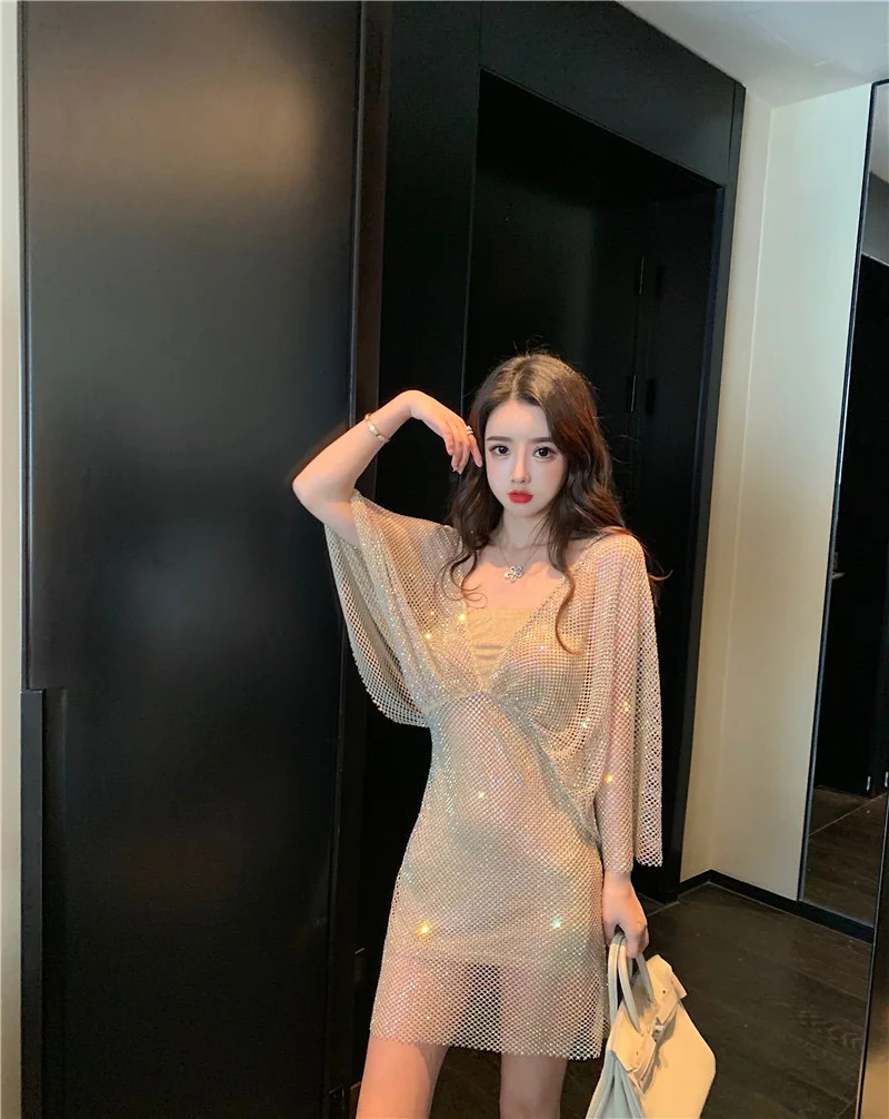 

Women's summer 2022 dress new magic bat sleeve long sleeve mesh diamond V-neck Korean version tube waist sheath dress