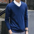 Мужской трикотажный свитер с V-образным вырезом и длинным рукавом