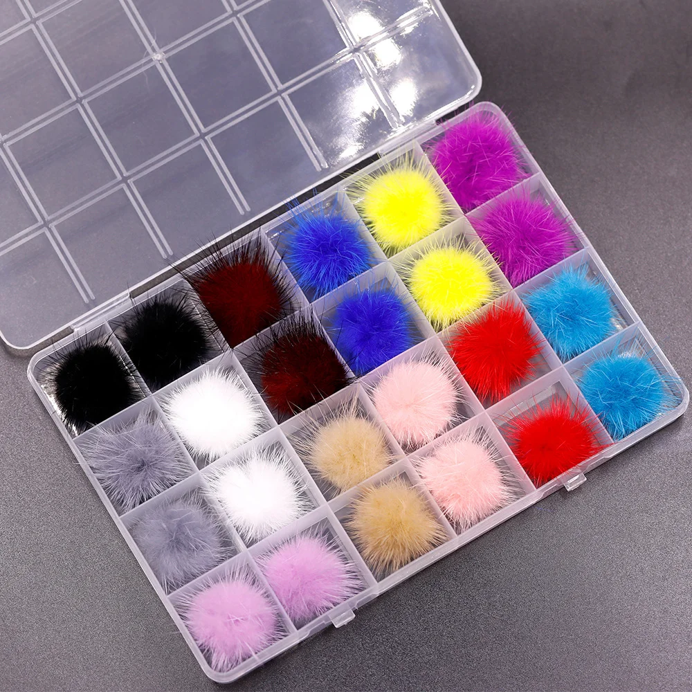

2022 New Arrival Fluffy Balls Charms Removable Magnetic Pom Pom Boxes Kit For Nails Art Decoration