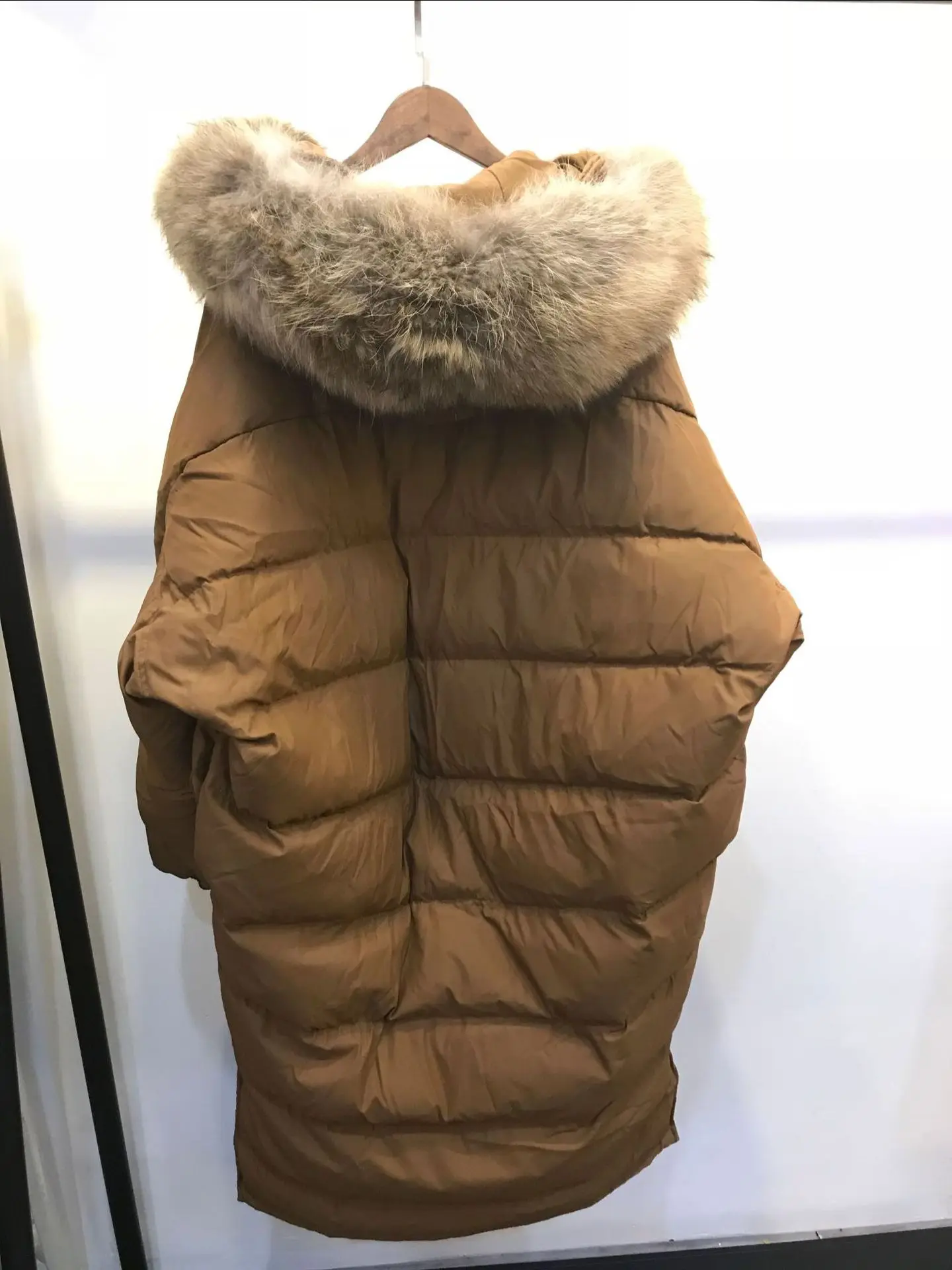 Летайте в Южную Корею! Dongdaemun, стиль, ультра большой меховой воротник, большой размер, X-long, выше колена, кокон, одеяло, пуховик, Женская куртка