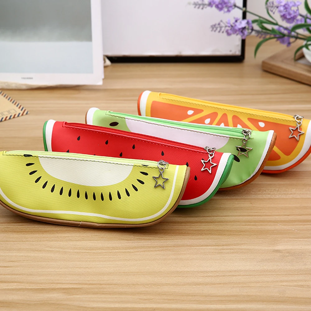 Чехол для карандашей вместительный кожаный материал сумка ручек с фруктами