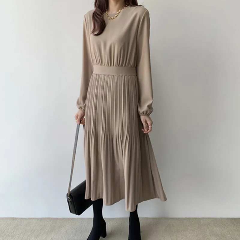Платье женское однотонное Плиссированное с круглым вырезом и длинным