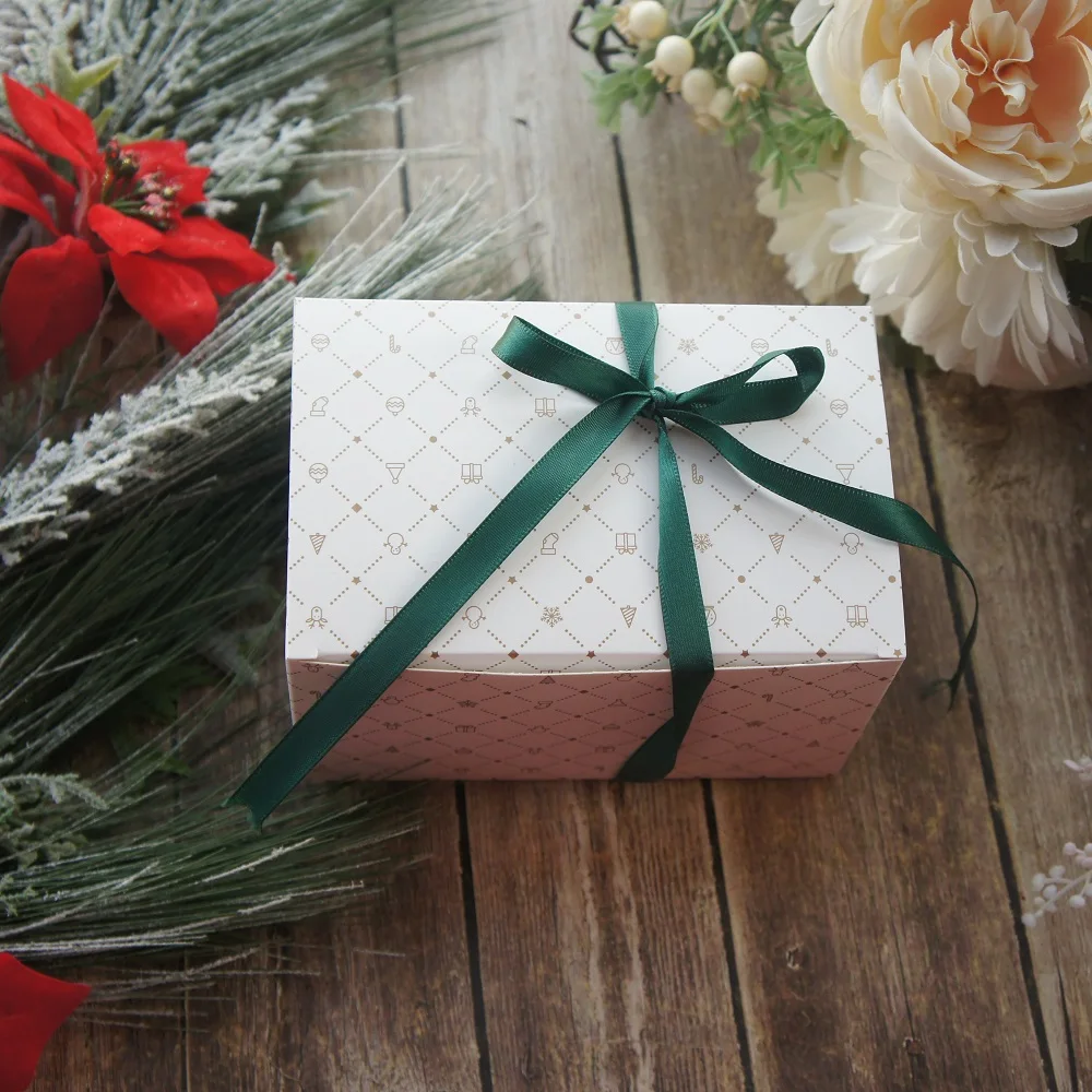 Серебряная Рождественская елка 10 шт. бумажная коробка 15*10*9 см как банка для