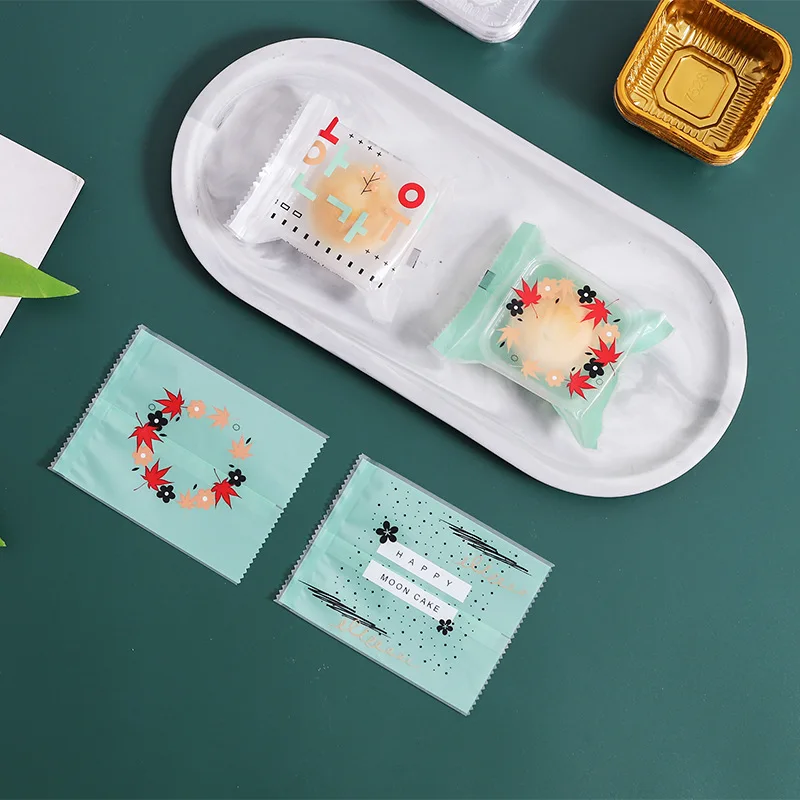 

Праздничные пакеты AQOTTW