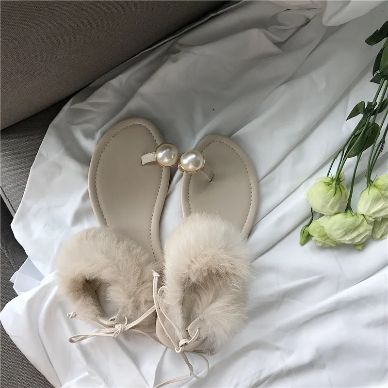 Милые женские мокасины с бусинами Сезон лето 2020 Модные сандалии на низком