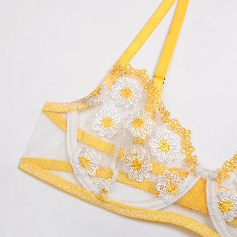 Комплект женского нижнего белья из 2 предметов с цветочной вышивкой | Женская