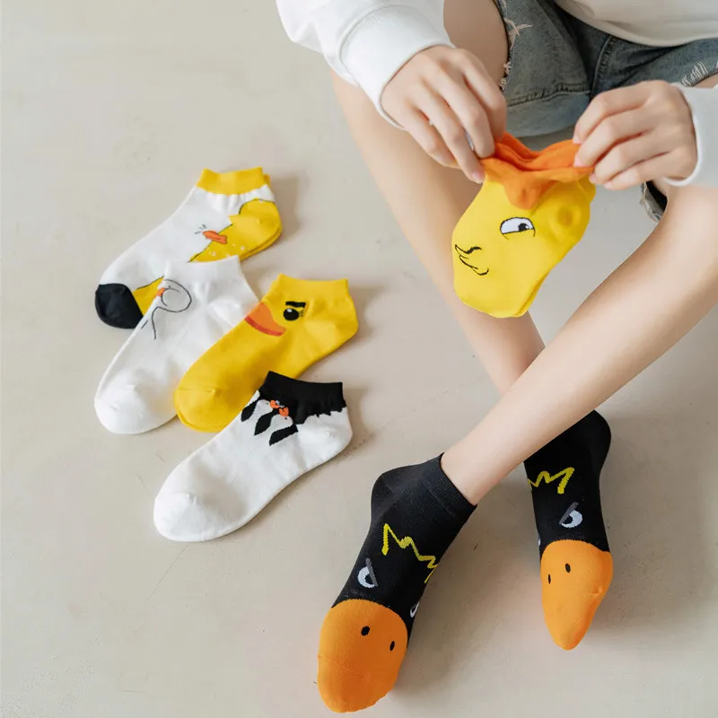 

5 Pairs Women's Cartoon Short Socks Spring Summer Colorful Cotton Sock Woman's And Ladies Crazy Duck Pattern Ankle Socks