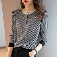 dy western style all match loose top women 2020 autumn new round neck long sleeve black and white plaid sweater