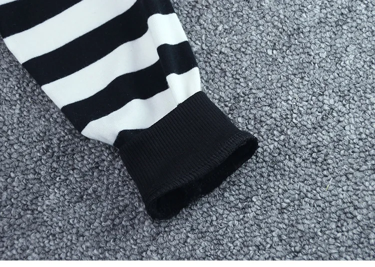 

Family Clothing Mother Daughter Baby Dresses Mum Mom and Daughter Matching Clothes Korean Style Stripe Eyes Kids Funny Suit Set