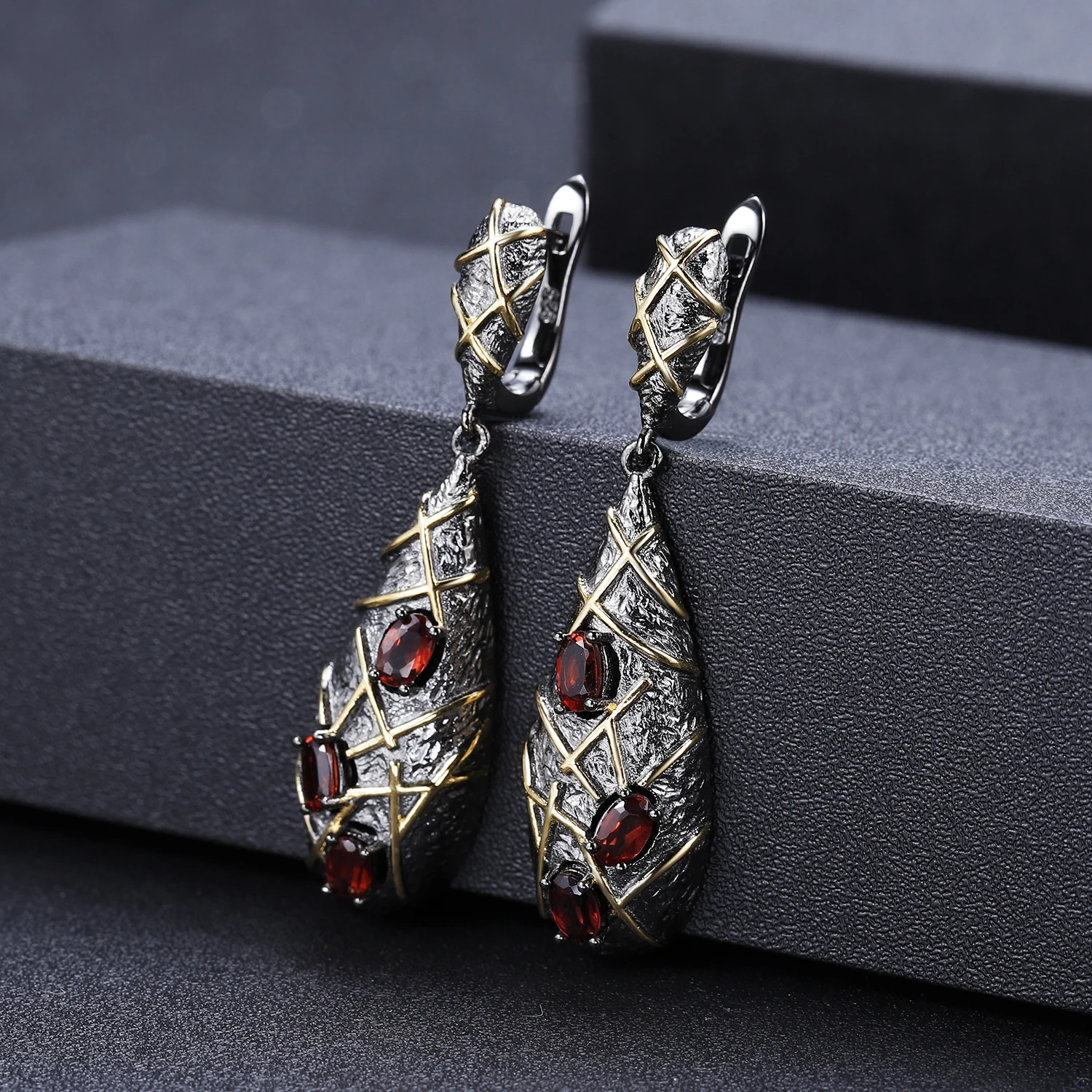 Комплект ювелирных изделий для женщин серебро 925 пробы в полоску | Украшения и