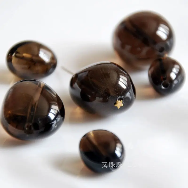 Натуральный с дымчатыми камнями кристалл неправильной формы самородки россыпью