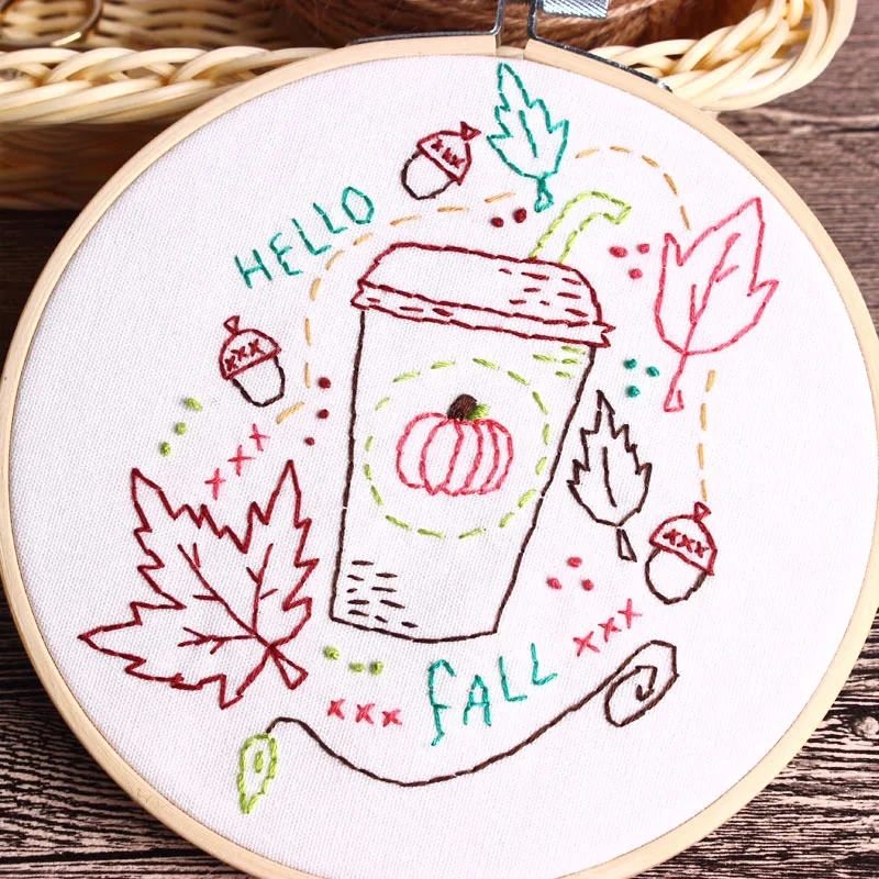 

DIY cloth novice European embroidery flower material bag kit needle and thread set simple stroke cartoon. Present embroidered ba