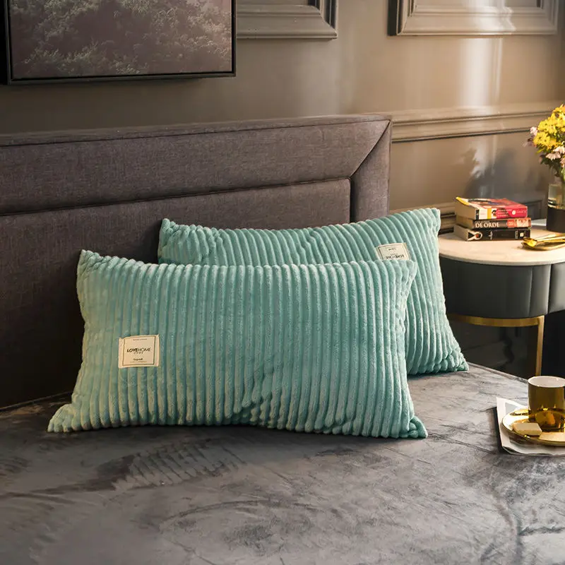 Однотонные цветные наволочки OLOEY 2 предмета коралловый флис сохраняющие тепло