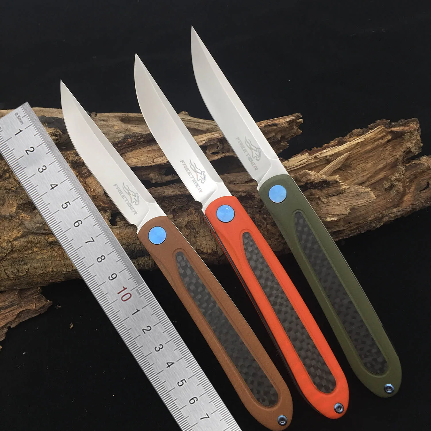 

FREETIGER Carbon Fiber Handle D2 Blade Pocket Knife Outdoor Hiking Camping Selfdefence Fishing Hunting Survival Knives FT2102