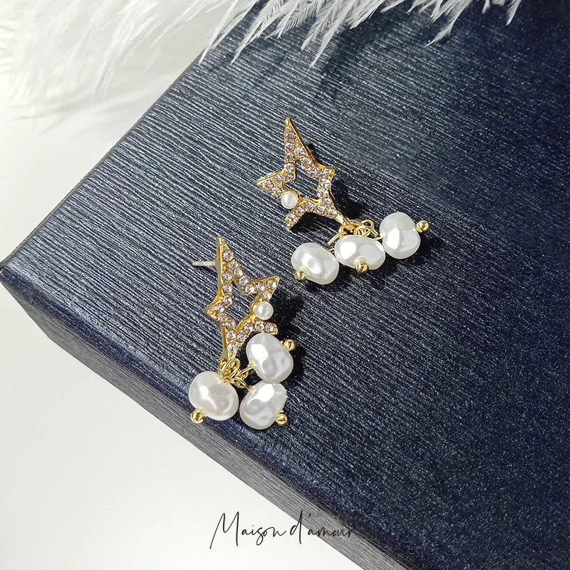 

Korean Fashion Gold Rhinestone Stars Freshwater Pearl Stud Earrings Sterling Silver 925 Needle Luxury Earring