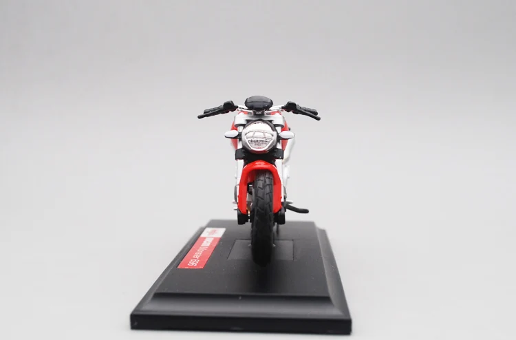 Мотоциклы Maisto Ducati Monster 1/18 в масштабе 1:18 мотоциклы литые модели моделей с дисплеем