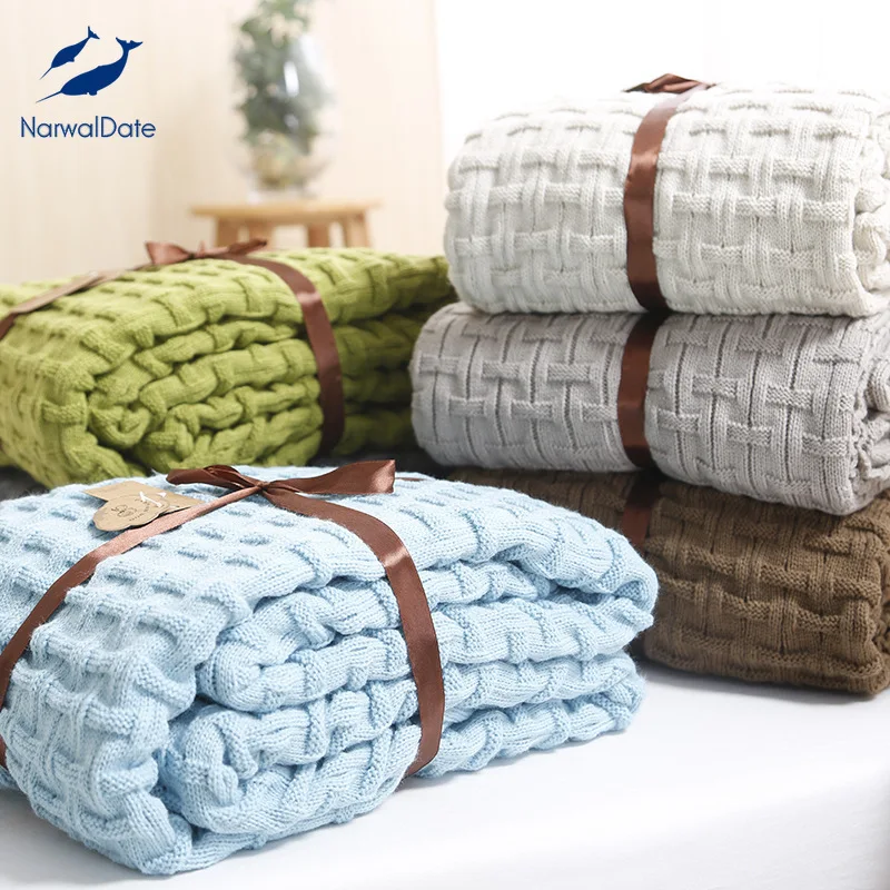 Плед для дивана однотонное прямоугольное одеяло с прострочкой кровати самолета