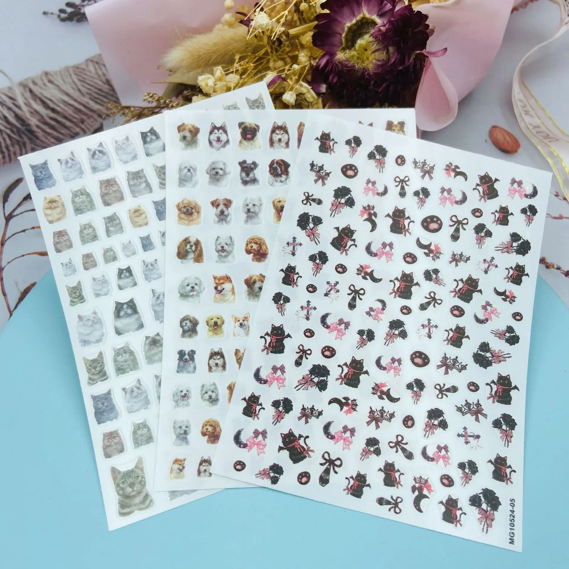 

New Kitten and Puppy Pattern Nail Sticker Self-adhesive Transfer Decal 3D Slider DIY Tips Nail Art Decorations Manicure Package