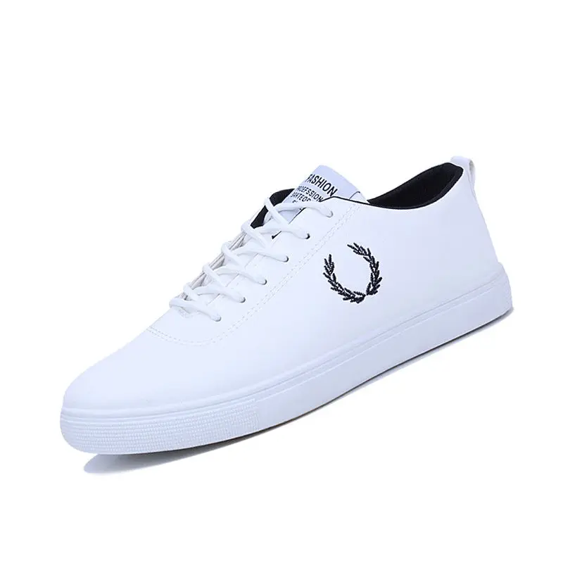 

2020 Men Shoes Spring Autumn Casual Imitation leather Flat Shoes White Print Male Sneakers Tenis Masculino Adulto Footwear