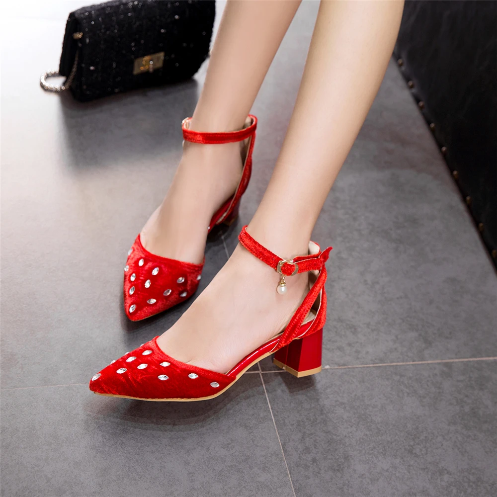 Босоножки женские замшевые на высоком каблуке заостренный носок ремешок