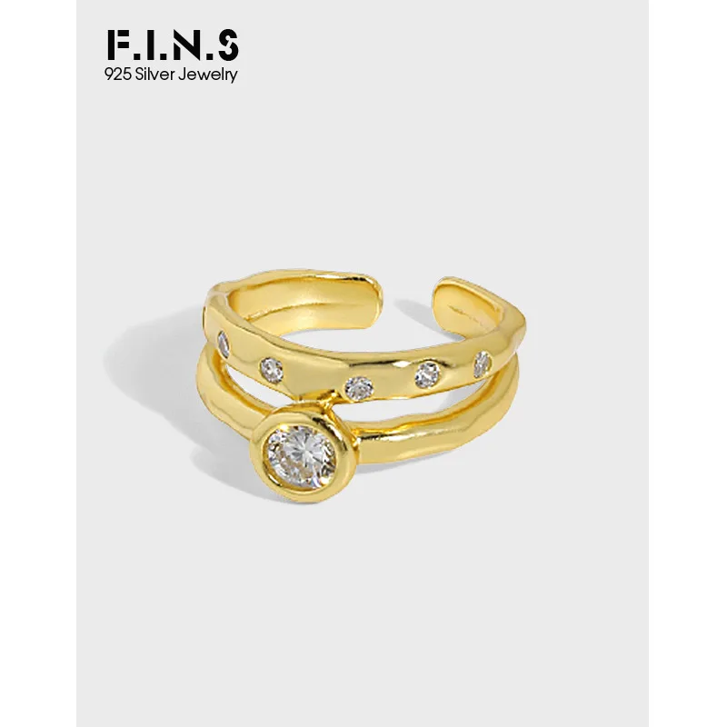 

Женское открытое Двухслойное кольцо из серебра пробы с цирконом