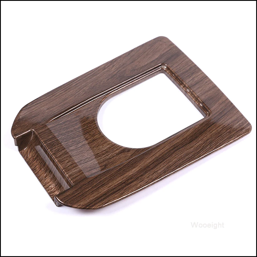 Отделка центральной консоли из АБС-пластика Wooeight в стиле персикового дерева