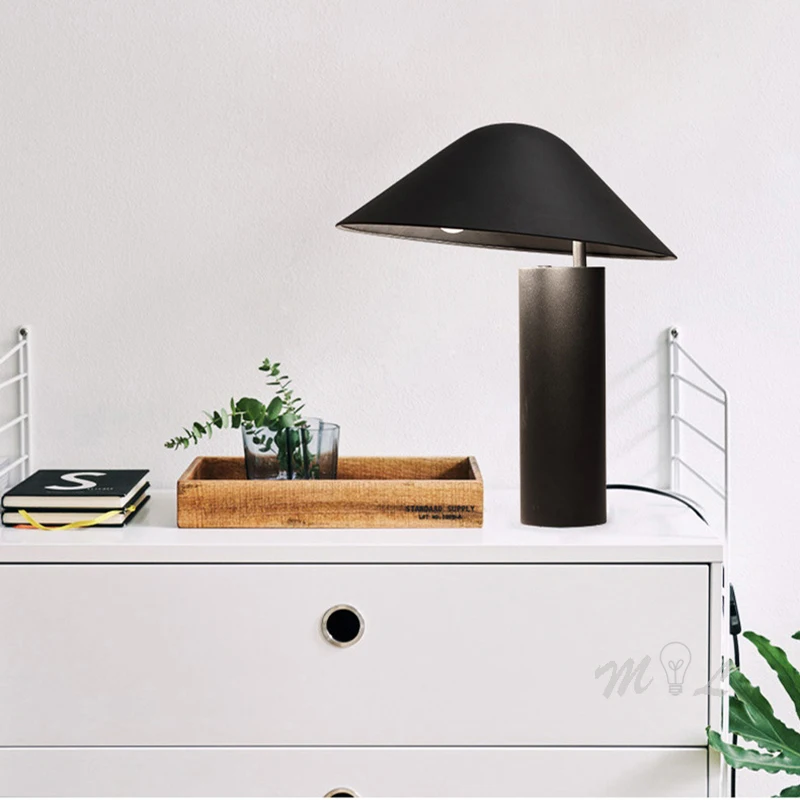 Iron Mushroom Beside Lamp Led Table Lamp Home Deco Modern Art Lamp Table Light Study Living Room Bedroom Reading Lamp Art Deco