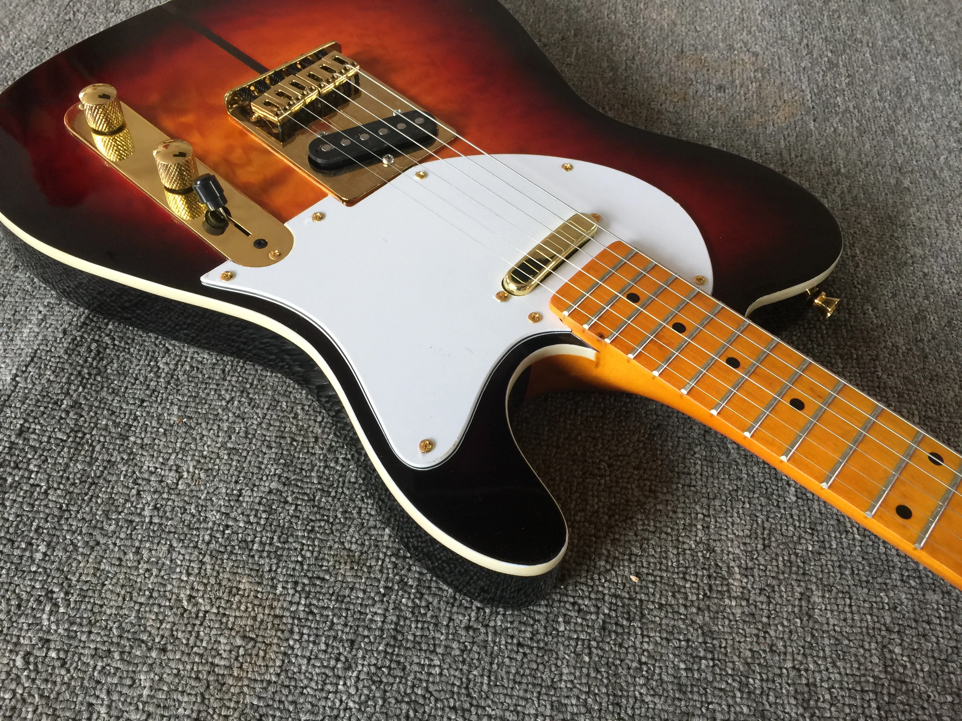 Электрогитара/дерево кулевого шпона закат цвета высококачественные