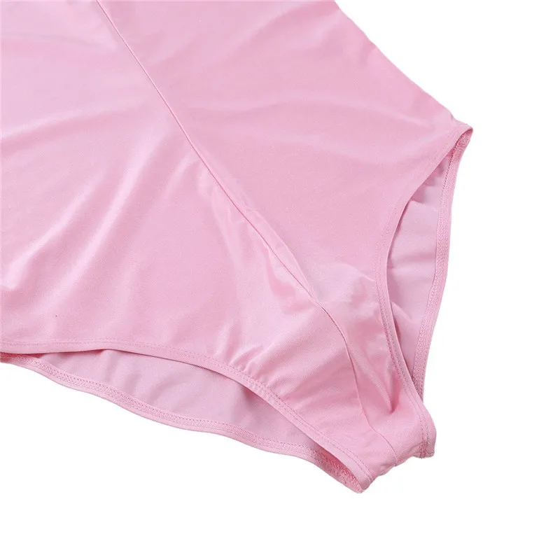 Мужской слитный купальник без рукавов с глубоким вырезом гладкий выпирающий