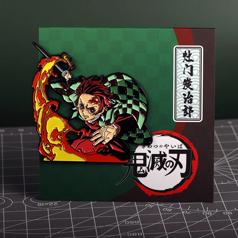 

Demon Slayer Kimetsu no Yaiba Metal Bedge Bags Sabito Zenitsu Inosuke Tanjirou Anime Cosplay Badge Button Brooch Pin Souvenir