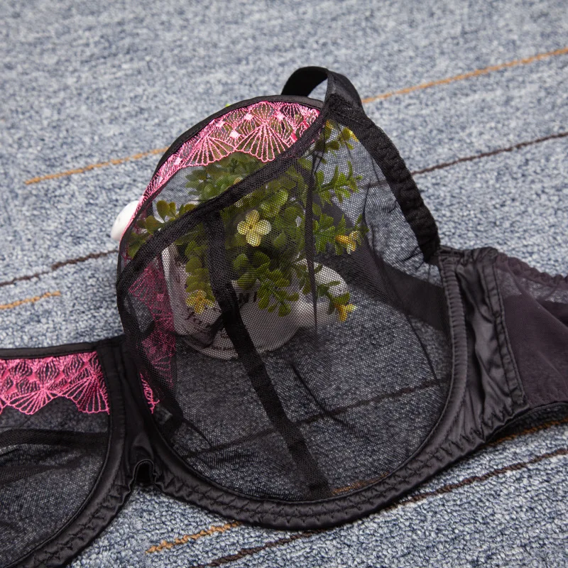 Женский утягивающий бюстгальтер без подкладки с полным покрытием на косточках 34