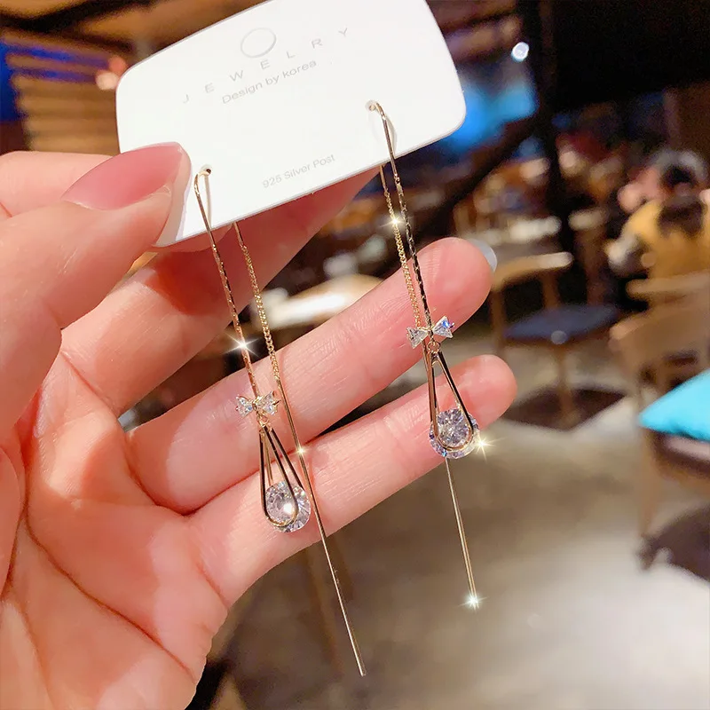 

Light Luxury Emerald Pendant Earrings For Women High Quality Korean Fashion Inlaid Rhinestones Trendy Girls Wedding Jewelry Gift