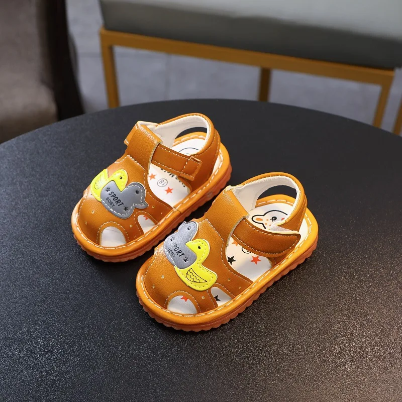 Сандалии Детские со свистком модная обувь для начинающих ходить мальчиков и