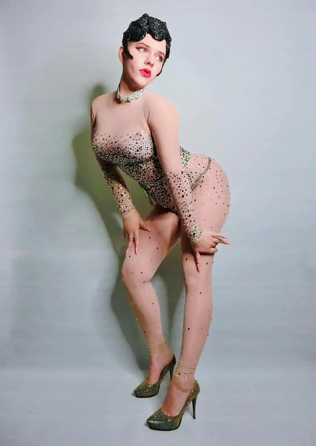 Сексуальный комбинезон телесного цвета со стразами женские Стрейчевые