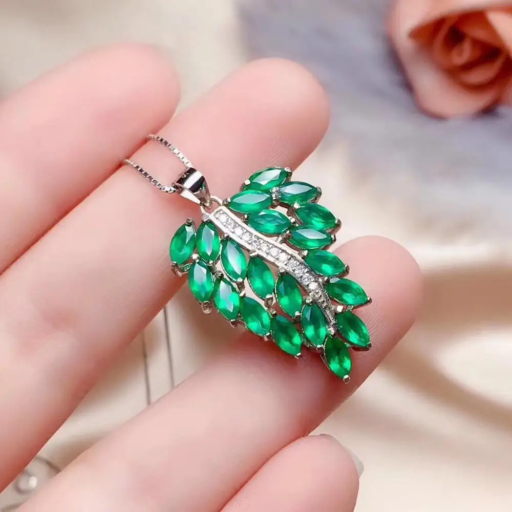 

jewelry,925 sterling silver with natural emerald female Pendant with precious stones and leaves