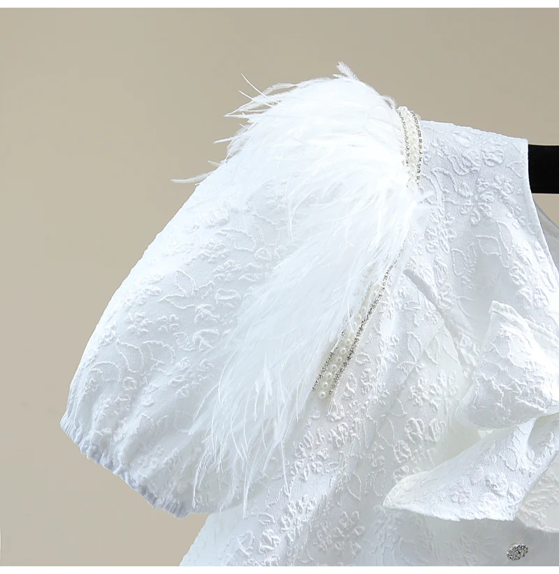 

2021 Summer Women Exquisite Rhinestone Beaded Feather Shirt Korean Slim Elegant Embossed Ladies Blouses Casual Short Sleeve Top