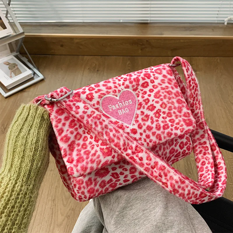 

Faux Fur Flap Bag Animal Print Leopard Hand Bag Women Winter Warm Crossbody Bags Famous Brand Large Capacity Shoulder Bag