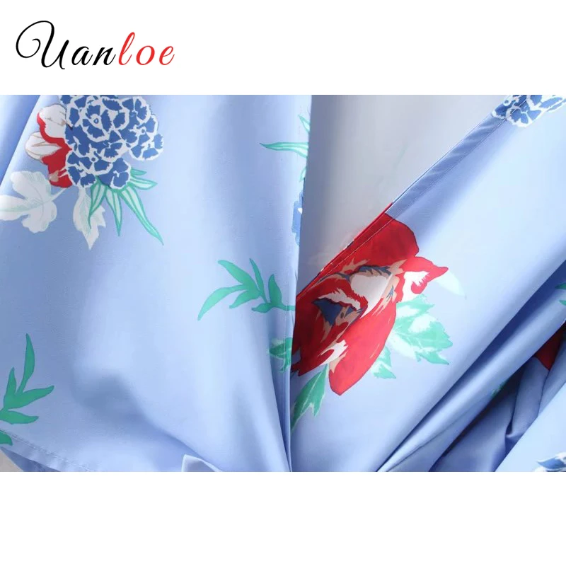 Женские пикантные укороченные топы с V-образным вырезом и цветочным принтом