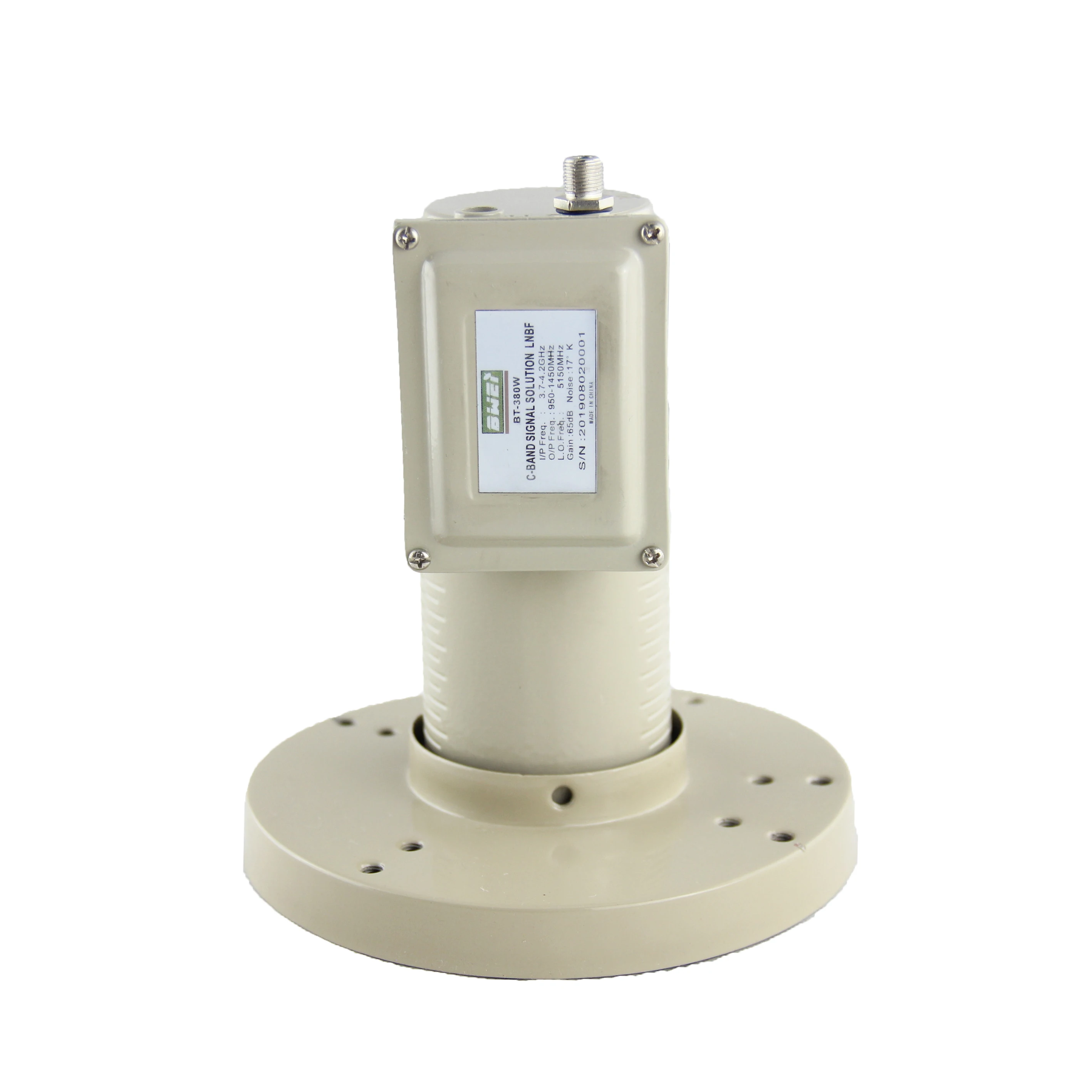 Для защиты от помех с высоким коэффициентом усиления одинарный выход Eurostar C Band