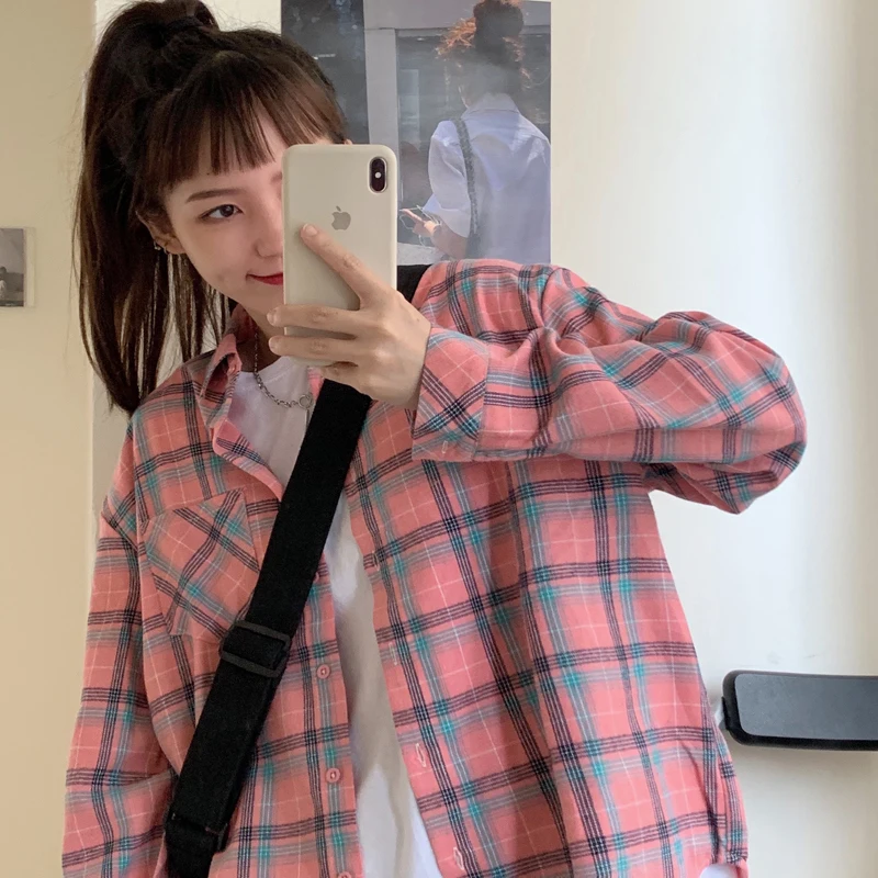 

Women Shirt Plaid female Oversize Blouse Korean Style Long Sleeves Turn-down Collar AutumnTops Casual Outwear Femme Blusas