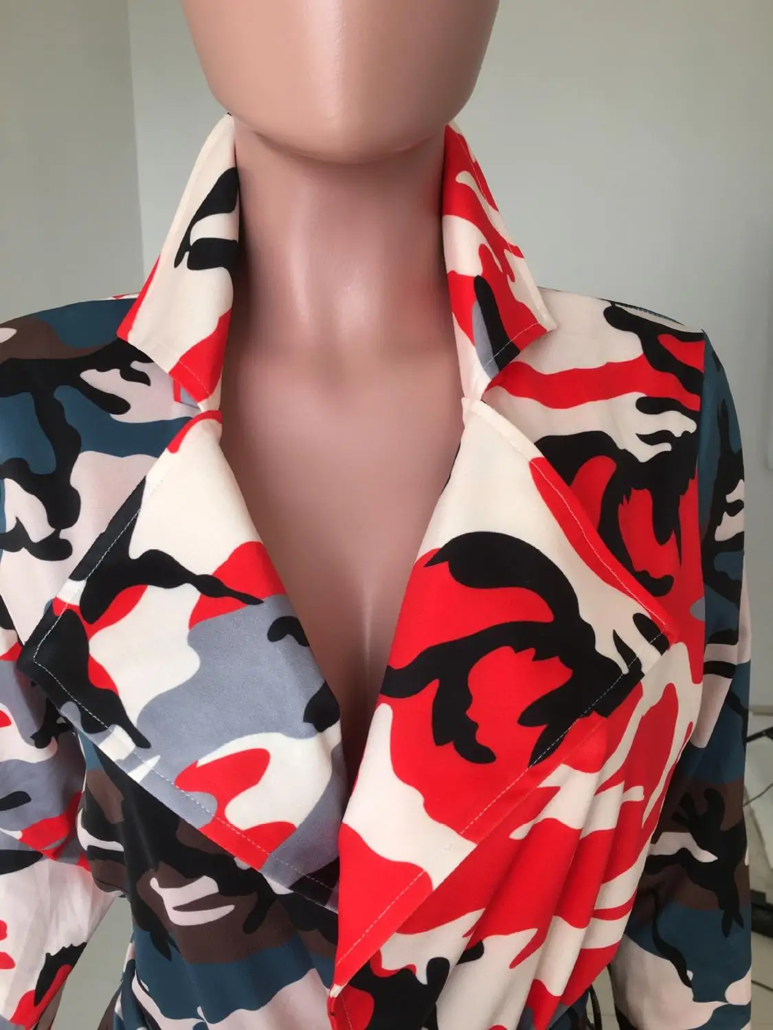 Yooneedi 2019 зимнее дизайнерское уличное Женское пальто цветная камуфляжная