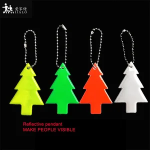 Wholesale 100pcs Christmas tree Reflective keychain bag pendant accessories High visibility keyrings for traffic visible safety
