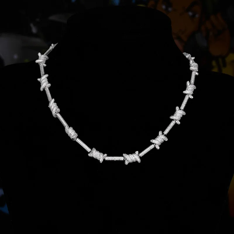 AAA + Кубического циркония вымощенный Bling подчеркивающий индивидуальность галстук